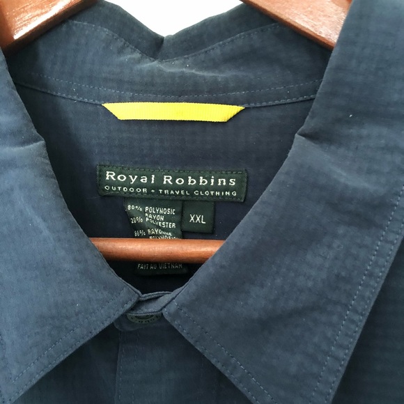 Two Men’s Royal Robbins XXL short-sleeve shirts - Picture 2 of 5